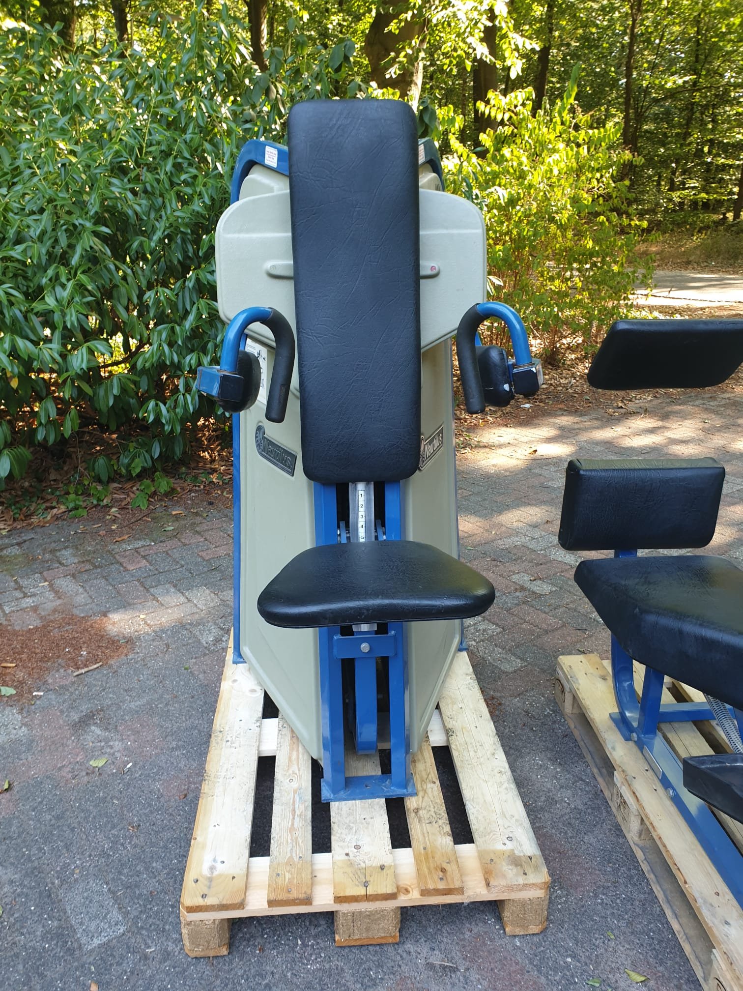 Nautilus Next Generation Side Lateral