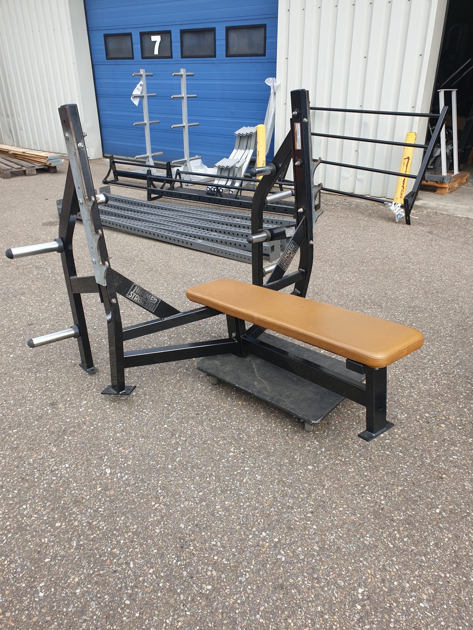 Hammer Strength Olympic bench