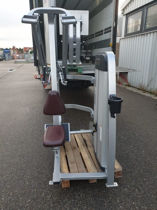 Cybex Eagle row