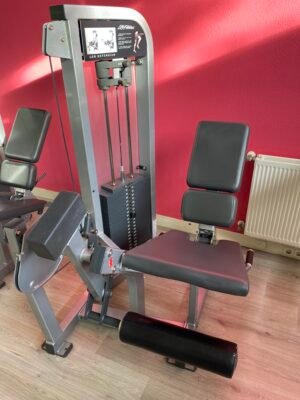 Leg extension Lifefitness Pro2