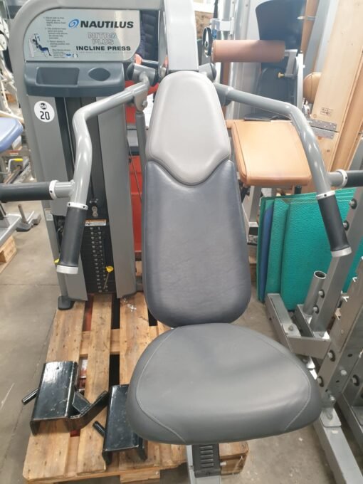 Nautilus Nitro plus Incline press - Afbeelding 3