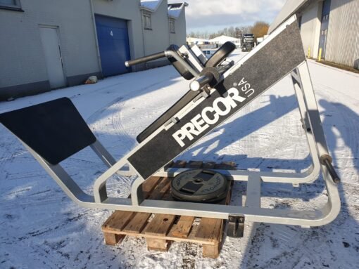 Precor Icarian hack-squat