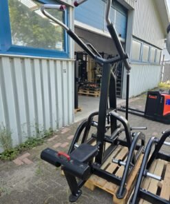 Nautilus Leverage Lat Pull Down